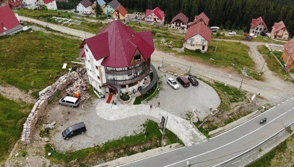 Hotel Casa Dacilor Liberi Rânca Exteriér fotografie